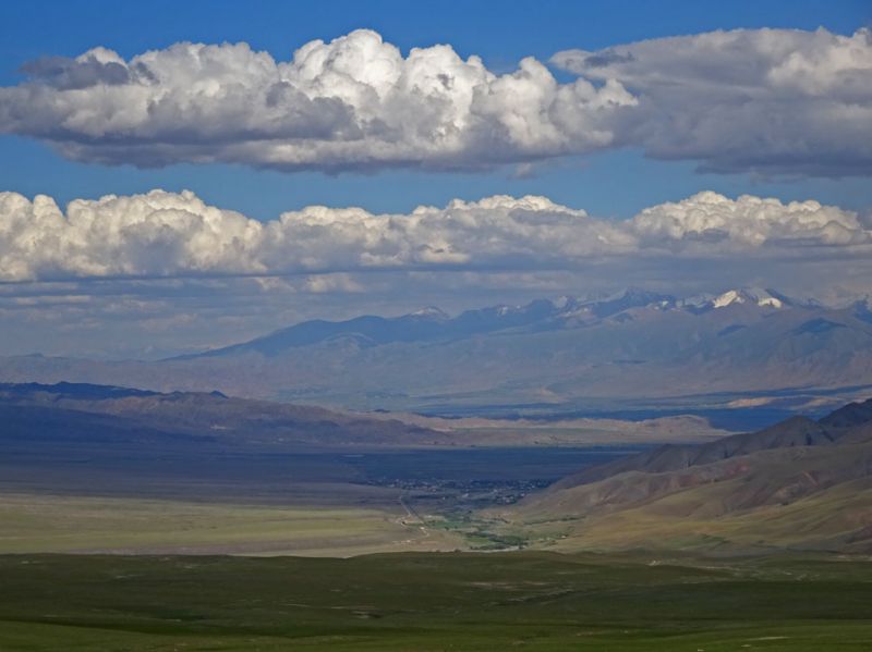 files/_uploads/2010_52q_Kyrgyzstan_d12/d12_AnkunftBlickinsTal.jpg