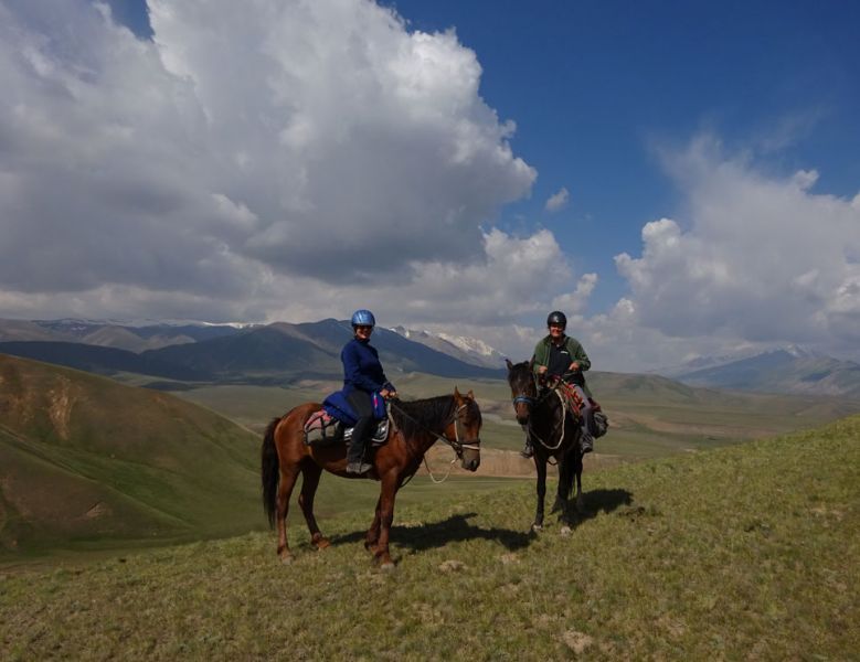 files/_uploads/2010_52x_Kyrgyzstan_d5/d5_Trail4SusiIch.jpg